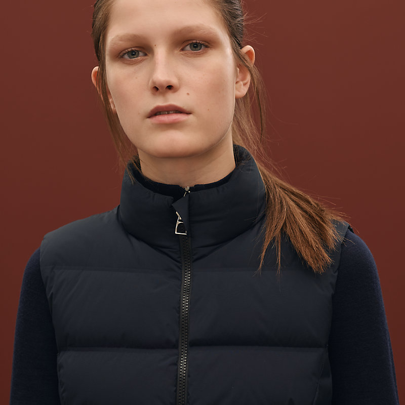 HERMES - 美品 レディース 2023年 エルメス HERMES Paddock II sleeveless gilet ジップアップ リバーシブルジレベスト S 茶X紺-.【2400014352559】 美品 レディース 2023年 エルメス HERMES Paddock II sleeveless